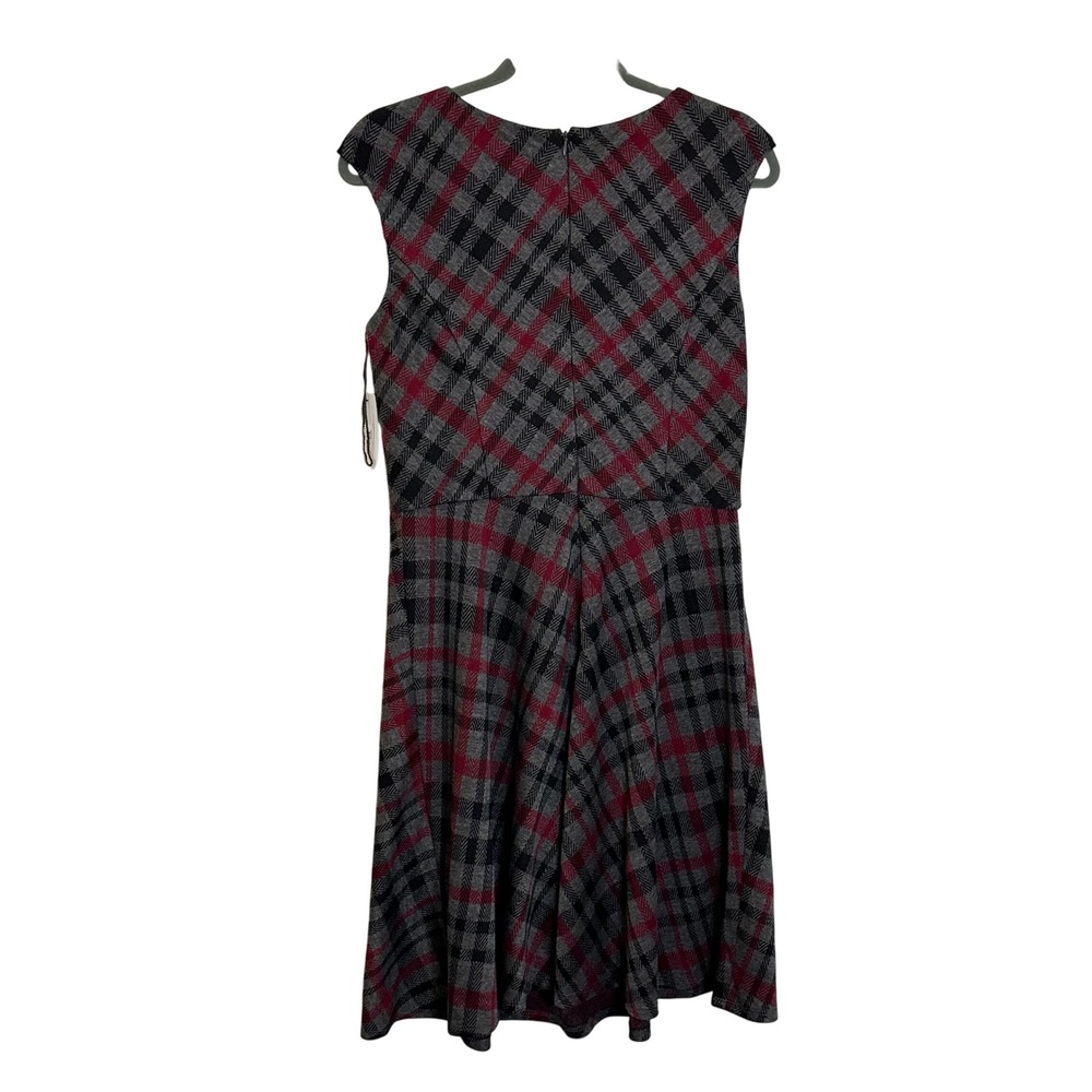 Maggy London Sleeveless Fit and Flare Dress Size 10 Gray Red Plaid Career NEW - Picture 2 of 9